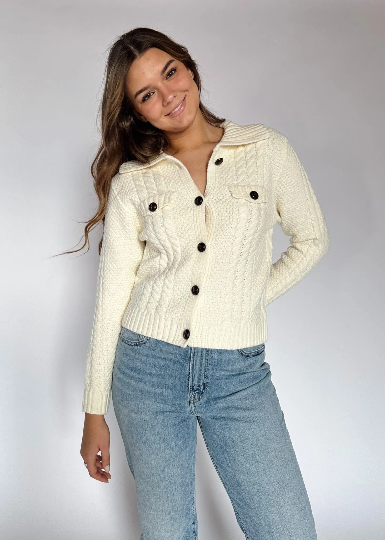 Adalene Cardi - Ivory