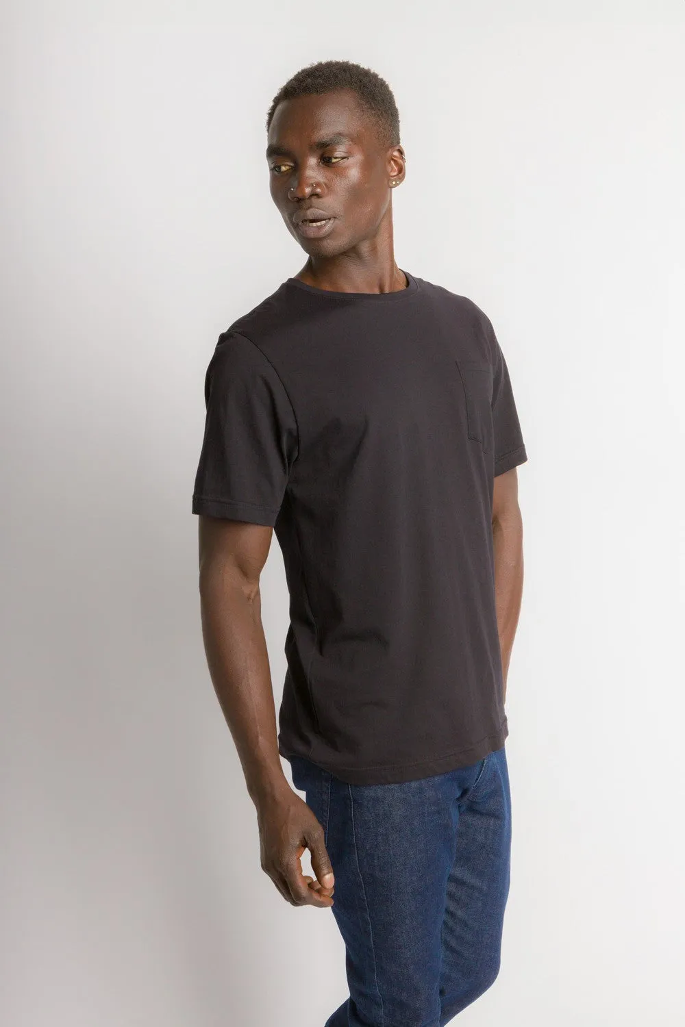 Bradley Unbranded | Men's Anti-Stain Logo-less Crew Neck Pocket Tee