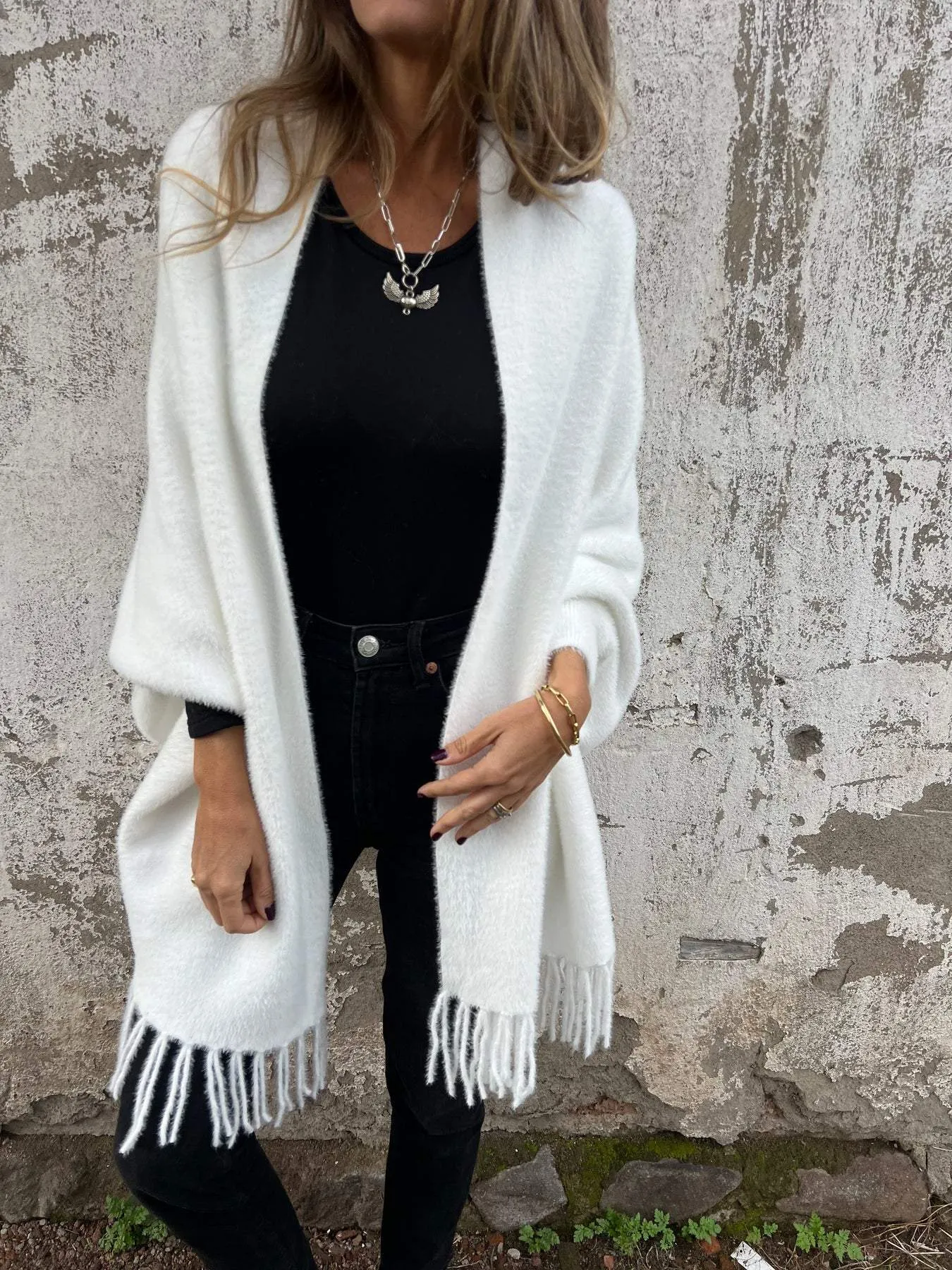 Lina - Cosy sleeved scarf